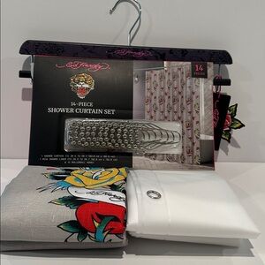 NWT Ed Hardy Brave Hearts (14) Piece Shower Curtain Set.